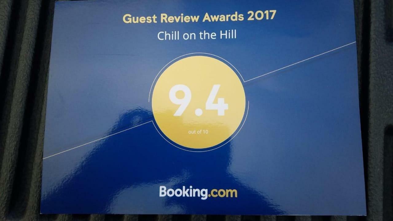 Chill On The Hill Apartment Ocho Rios Bagian luar foto